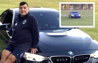 VIDEO Diego Maradona și-a luat o mașină de 200.000 de dolari, interzisă pe străzile din Argentina
