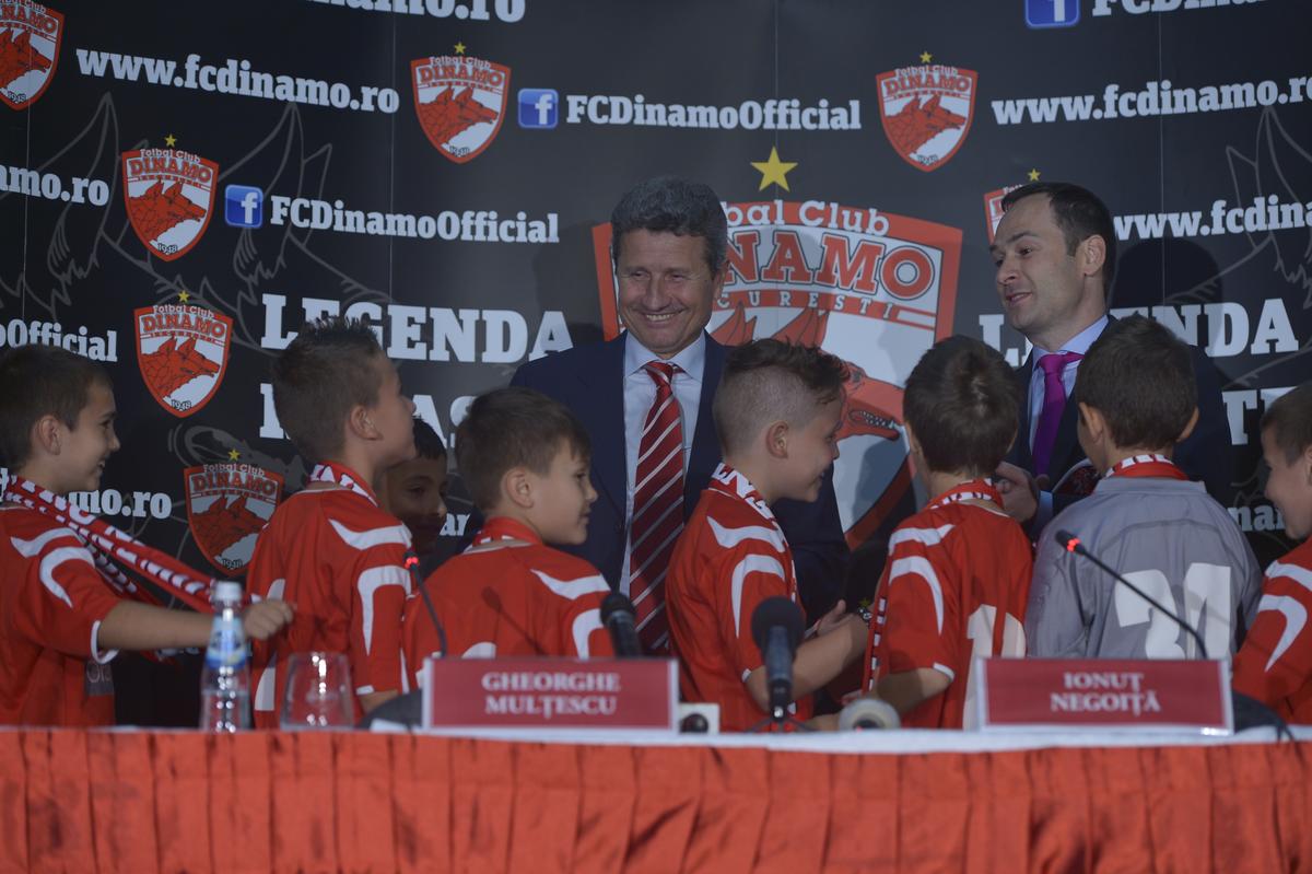 Gigi Mulțescu la Dinamo (2013)