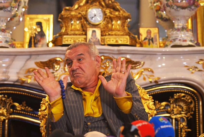 Gigi Becali, pe 14 iulie, la conferința de  prezentare a lui Buș