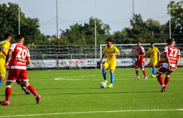 LIGA 2: UTA - Petrolul Ploiești 1-1 » Costel Enache își laudă elevii, Laszlo Balint este tranșant: „Ni s-a dus naibii avantajul!”