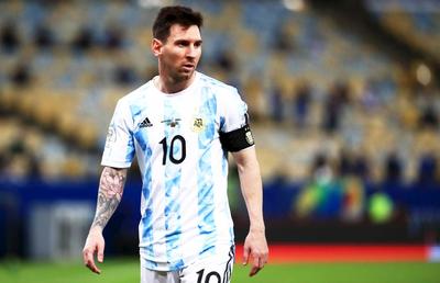Legenda Argentinei nu are dubii: „Messi nu va fi mai mare decât Maradona nici dacă ia 4 Cupe Mondiale la rând!”