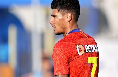 Florinel Coman (23 de ani, extremă stânga) nu face parte din lotul lui FCSB pentru deplasarea de la FC Botoșani.