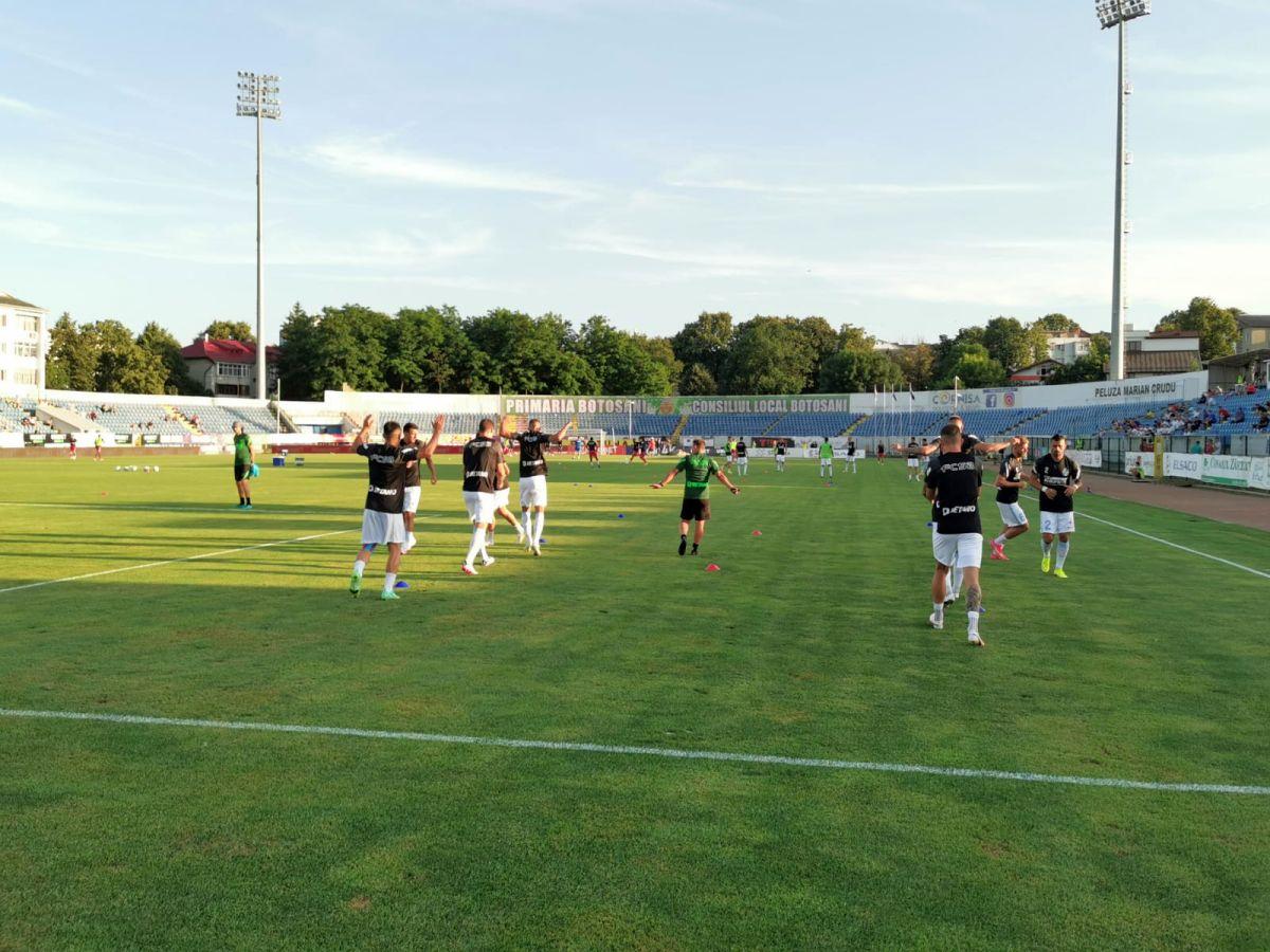 Se pregătește mutarea „bombă” în Liga 1! Laurențiu Reghecampf vrea să se întoarcă la FCSB