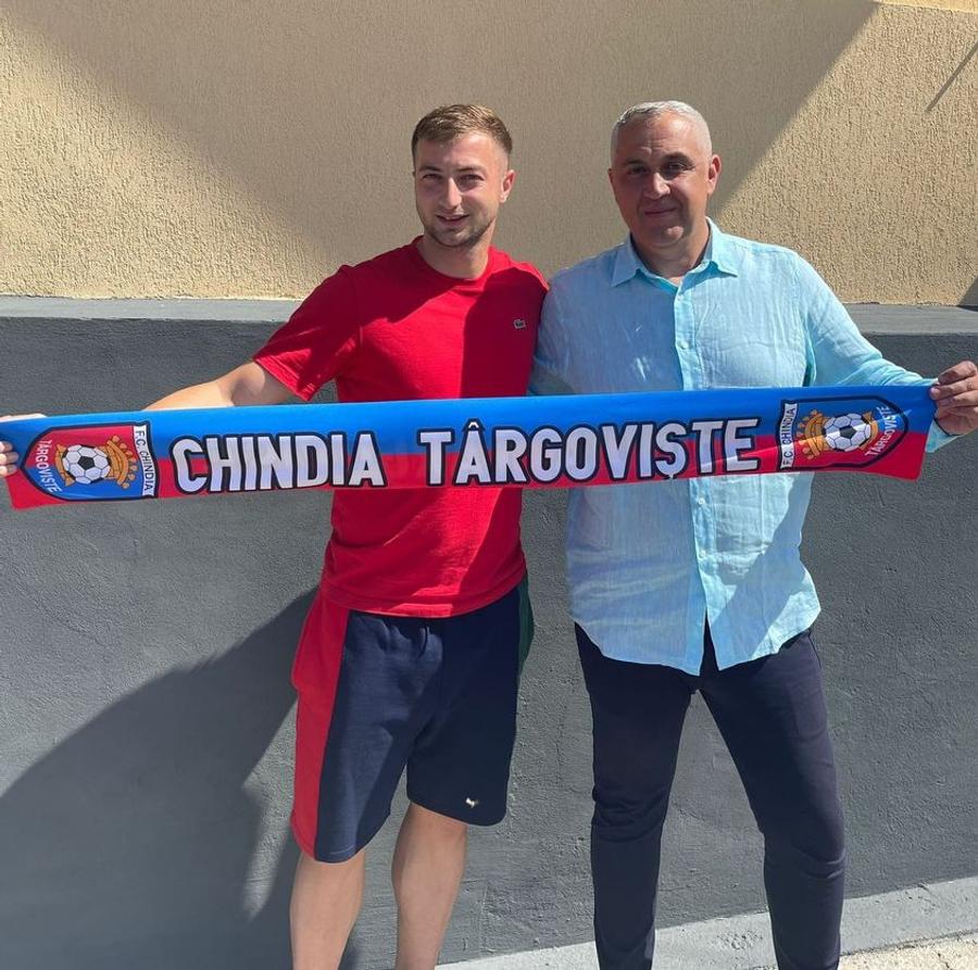 Mutări pe ultima sută de metri » L-au prezentat pe Daniel Popa și au anunțat noul director sportiv: Sorin Paraschiv
