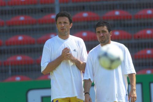 Gică Popescu (54 de ani) a vorbit în ediția inaugurală a podcastului „Profu' de Sport”, moderat de redactorul-șef GSP Cătălin Țepelin, despre importanța celor 6 distincții de „Fotbalist român al anului”.