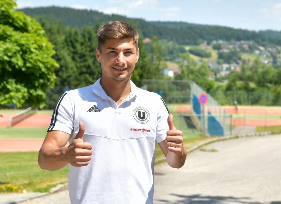 Andreas Calcan Andreas Calcan: „M-au făcut blatist, mi-au pătat imaginea!” + „De trei ori am fost aproape de a semna cu Dinamo”