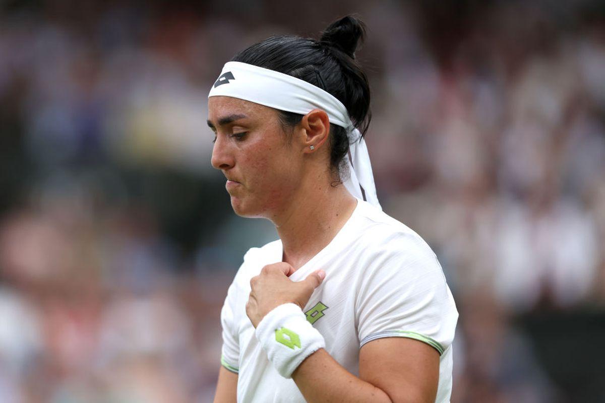 Prăbușirea lui Jabeur din finala Wimbledon a adus numele lui Halep în discuție