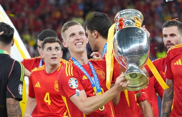 Eșec în dosarul ”Dani Olmo” » Barcelona îl poate pierde gratis în ianuarie