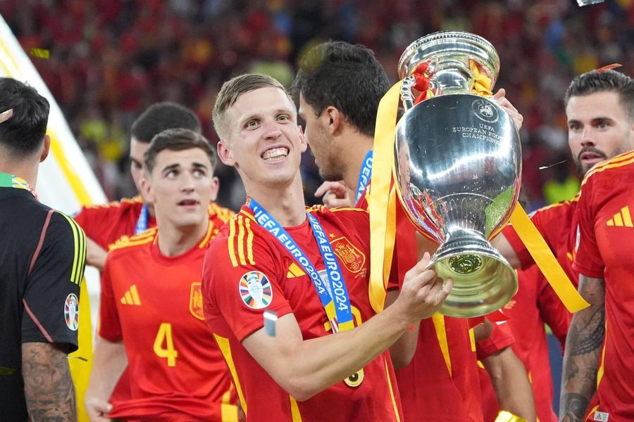 Dani Olmo, cel mai eficient jucător de la EURO/ FOTO Imago Images Gianluca di Marzio a anunțat primul mare transfer al verii! Guardiola aduce la City un star din naționala Spaniei