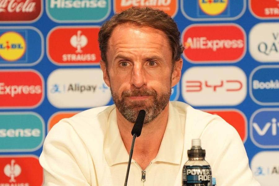 Gareth Southgate (53 de ani) OUT! Anglia a rămas oficial fără selecționer după EURO 2024! Southgate: „A fost onoarea vieții mele” » Cine îl poate înlocui
