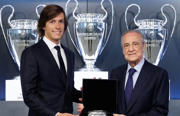 Primește bani de la clubul care i-a vândut jucătorul! » Real Madrid își prezintă ultima achiziție de la Benfica