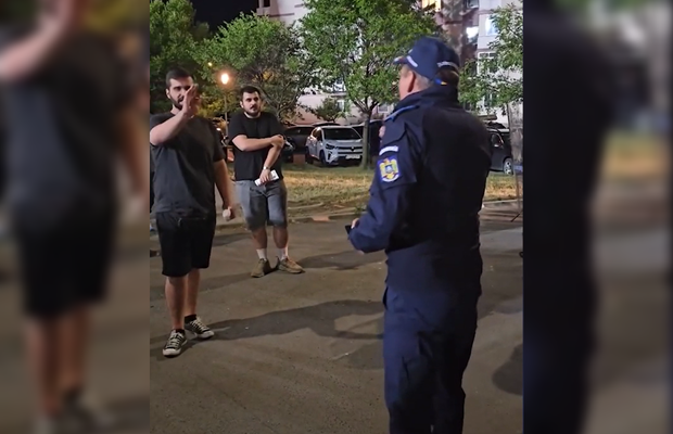 „Prima dată când pățim așa ceva” » A apărut dialogul purtat la porțile stadionului de șeful Jandarmeriei cu fanii lui Dinamo