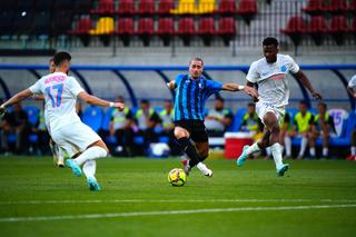 FCSB s-a făcut de râs în Andorra » Campioana a fost călcată în picioare de Inter D'Escaldes, dar s-a calificat cu noroc