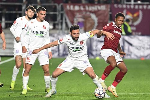 Tiago Goncalves (numărul 15) / Foto: Imago Images