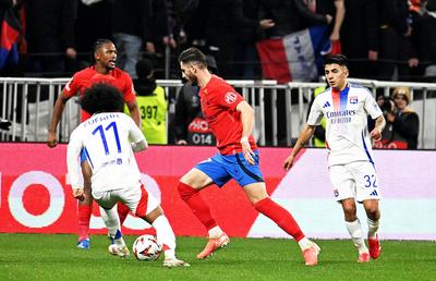 Colonia argentiniană de la Atletico se mărește: Simeone a transferat fostul adversar al FCSB-ului