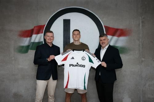 Legia Varșovia l-a prezentat oficial pe Mileta Rajovic / Foto: Facebook Legia