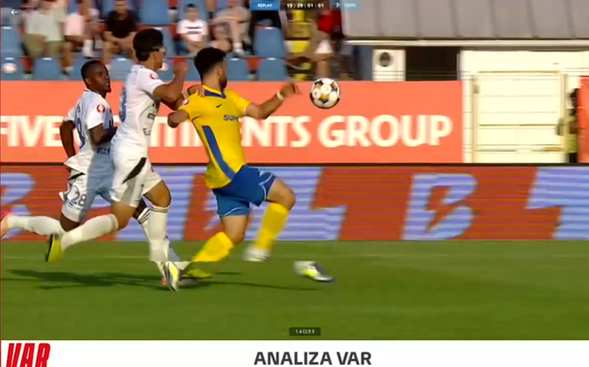 Greșeala de arbitraj din Botoșani - Farul