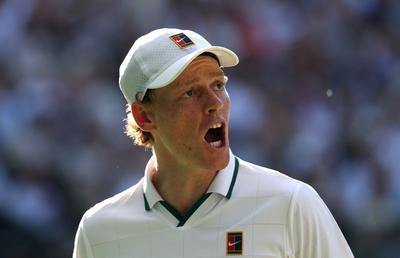 După triumful de la Wimbledon, Jannik Sinner a dezvăluit că a picat examenul moto de mai multe ori: „Ar fi mai bine să joc tenis”