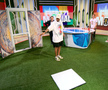 Gabi Tamaș a recreat momentul când a spart ușa blocului // Captură foto: YouTube @AntenaSport