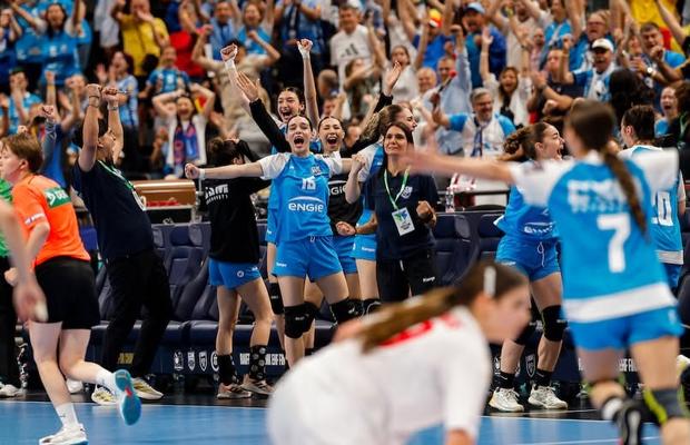 Cum a trecut antrenorul echipei U17 a lui CSM București peste un diagnostic grav în drumul său spre o carieră neașteptată: „Cel mai mare bine din viața mea”
