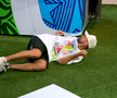 Gabi Tamaș a recreat momentul când a spart ușa blocului // Captură foto: YouTube @AntenaSport