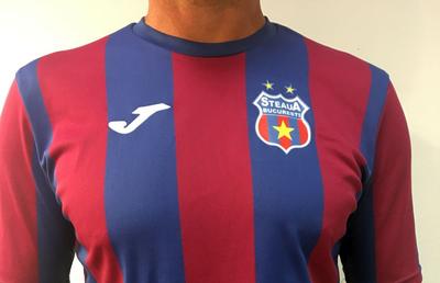 FOTO CSA Steaua și-a prezentat echipamentele pentru noul sezon: noutatea de pe tricouri + estimare uriașă privind numărul de abonamente