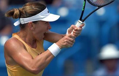 Halep - Krejcikova: Simona e favorită contra reprezentantei gazdelor, pe care a bătut-o în singurul meci direct