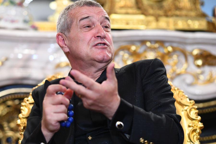 Gigi Becali, patronul FCSB, este unul dintre cei mai bogați oameni din România Gigi Becali și Dumitru Dragomir, afacere de 2 milioane de euro anunțată în direct: „E multimilionar, ce să caute la FCSB?”
