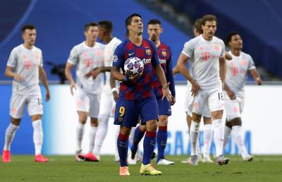 Uluitor! Câte pase a dat Suarez în 90 de minute în Barcelona - Bayern » Mai mult a reluat jocul de la centru