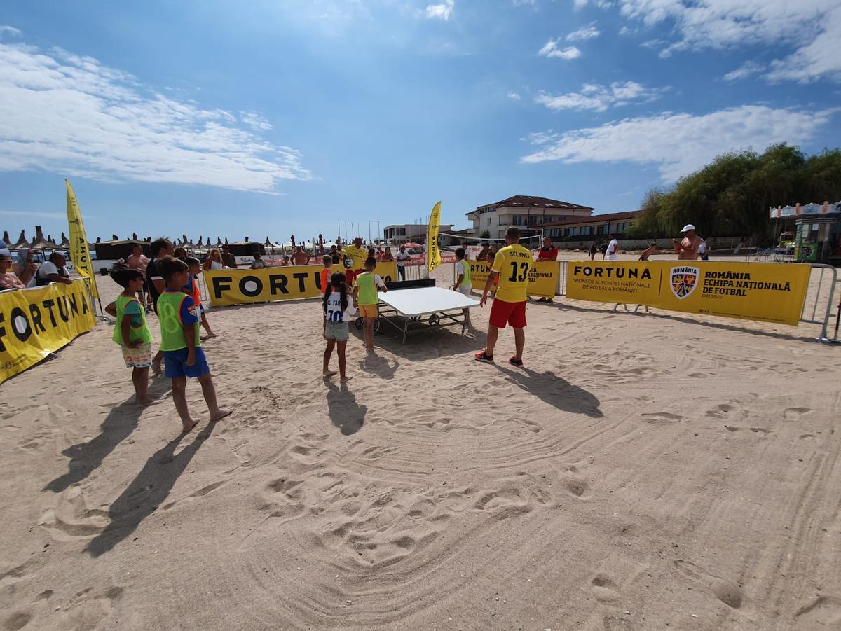 Prunea și Selymes pe litoral, la Teqball