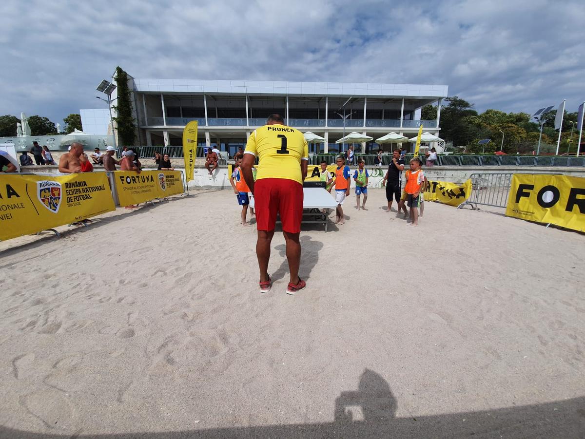 Prunea și Selymes pe litoral, la Teqball