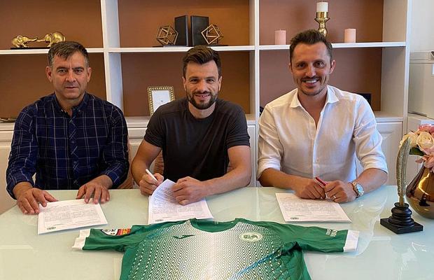 Transfer spectaculos în B! Un fost golgeter din Liga 1 s-a întors în România și a semnat cu o candidată la promovare