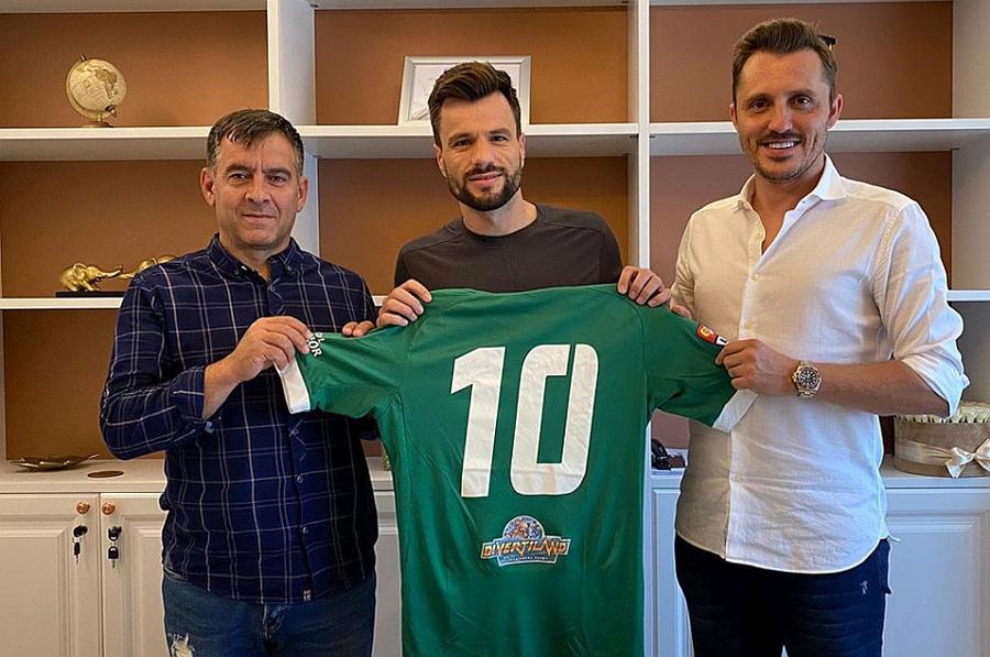 Llullaku a semnat cu Chiajna Transfer spectaculos în B! Un fost golgeter din Liga 1 s-a întors în România și a semnat cu o candidată la promovare