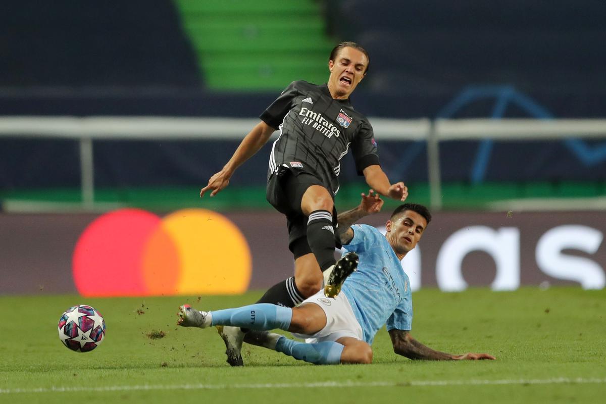 VIDEO+FOTO Guardiola pune la zid un jucător după eșecul lui Manchester City cu Lyon: „Nu poate face asemenea greșeli!”