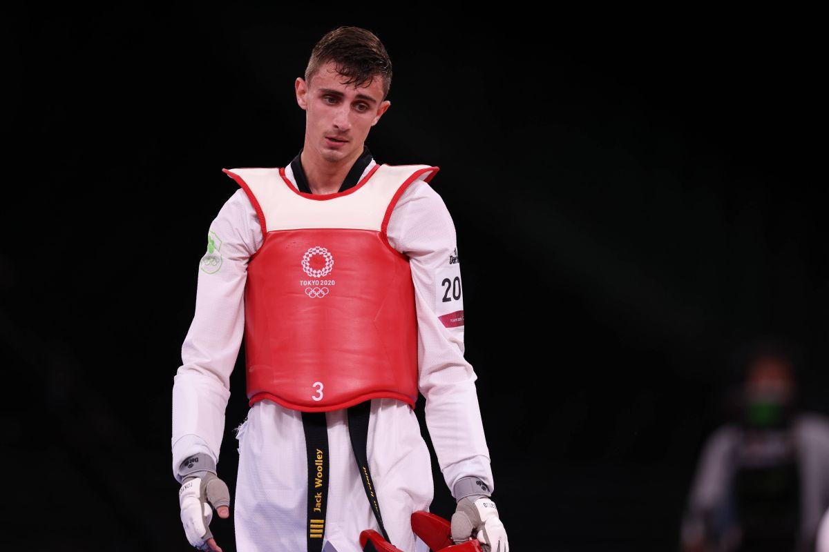 Un luptător olimpic de taekwondo, lăsat într-o baie de sânge pe stradă! Atenție, imagini șocante