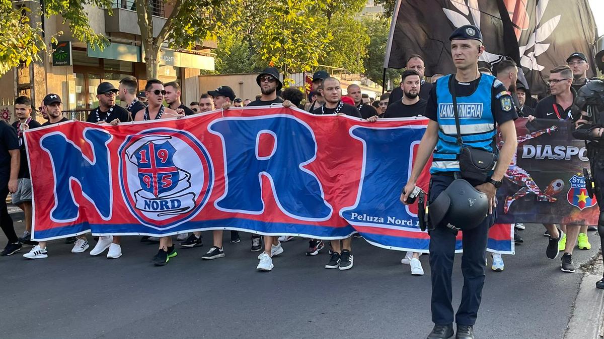 FOTO RAPID - FCSB, suporteri 15.08.2021