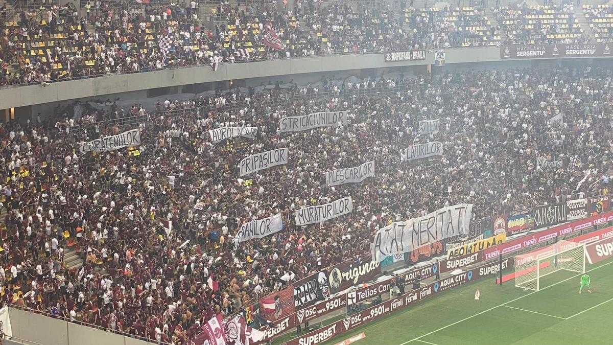 FOTO RAPID - FCSB, suporteri 15.08.2021