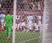 S-au luat la bătaie! Nervi întinși la maximum în finalul derby-ului Rapid - FCSB » 2 jucători au fost eliminați