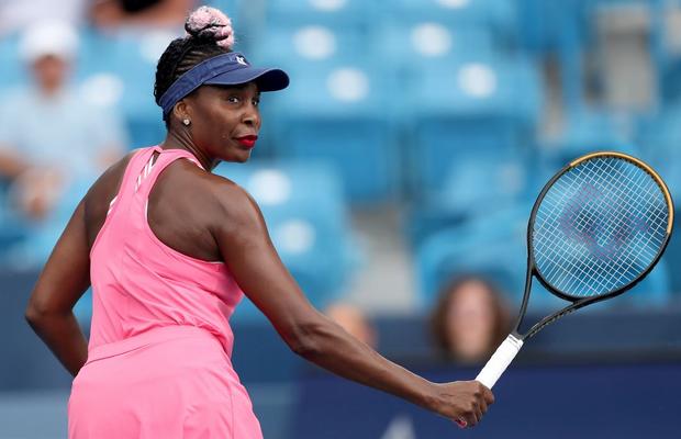 Venus Williams, ca vinul vechi! » A învins-o la Cincinnati pe numărul 16 mondial, cu 17 ani mai tânără decât ea