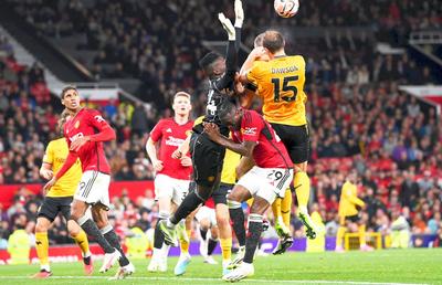 Șeful arbitrilor a prezentat public scuze pentru prestația arbitrilor din Manchester United - Wolverhampton