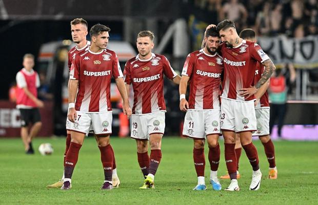 Rapid începe curățenia după startul ratat de sezon » Fotbaliști importanți puși pe lista de transferuri