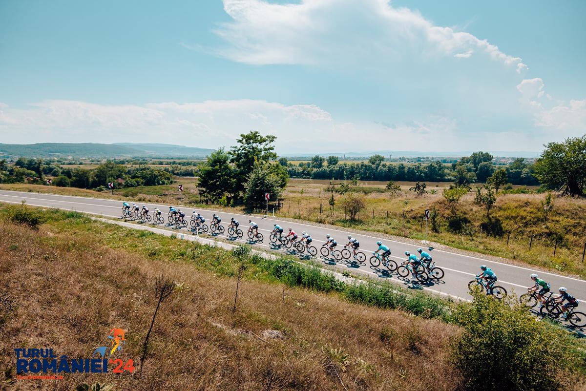 A început Turul României » Rezumatele din prima zi a competiției + start pe traseul Alba Iulia - Păltiniș