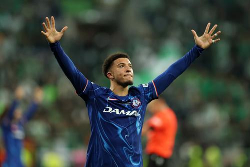 AS Roma a făcut o ofertă oficială pentru Jadon Sancho // FOTO: Getty Images