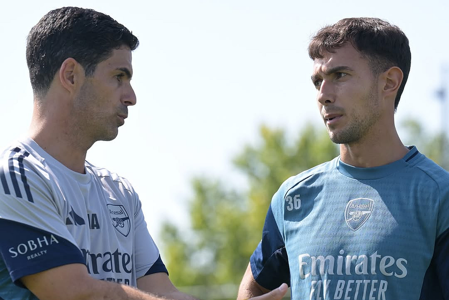 Mikel Arteta și mijlocașul Martin Zubimendi. Foto: Instagram E încrezător în șansele echipei lui la titlu în Premier League: „Suntem gata!”