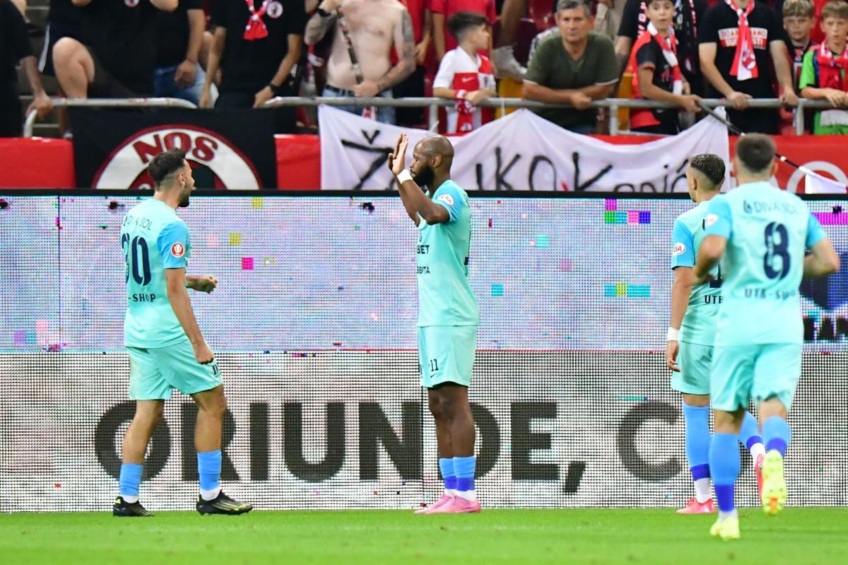 Dinamo - UTA Arad, poze din timpul partidei 15 august 2025
