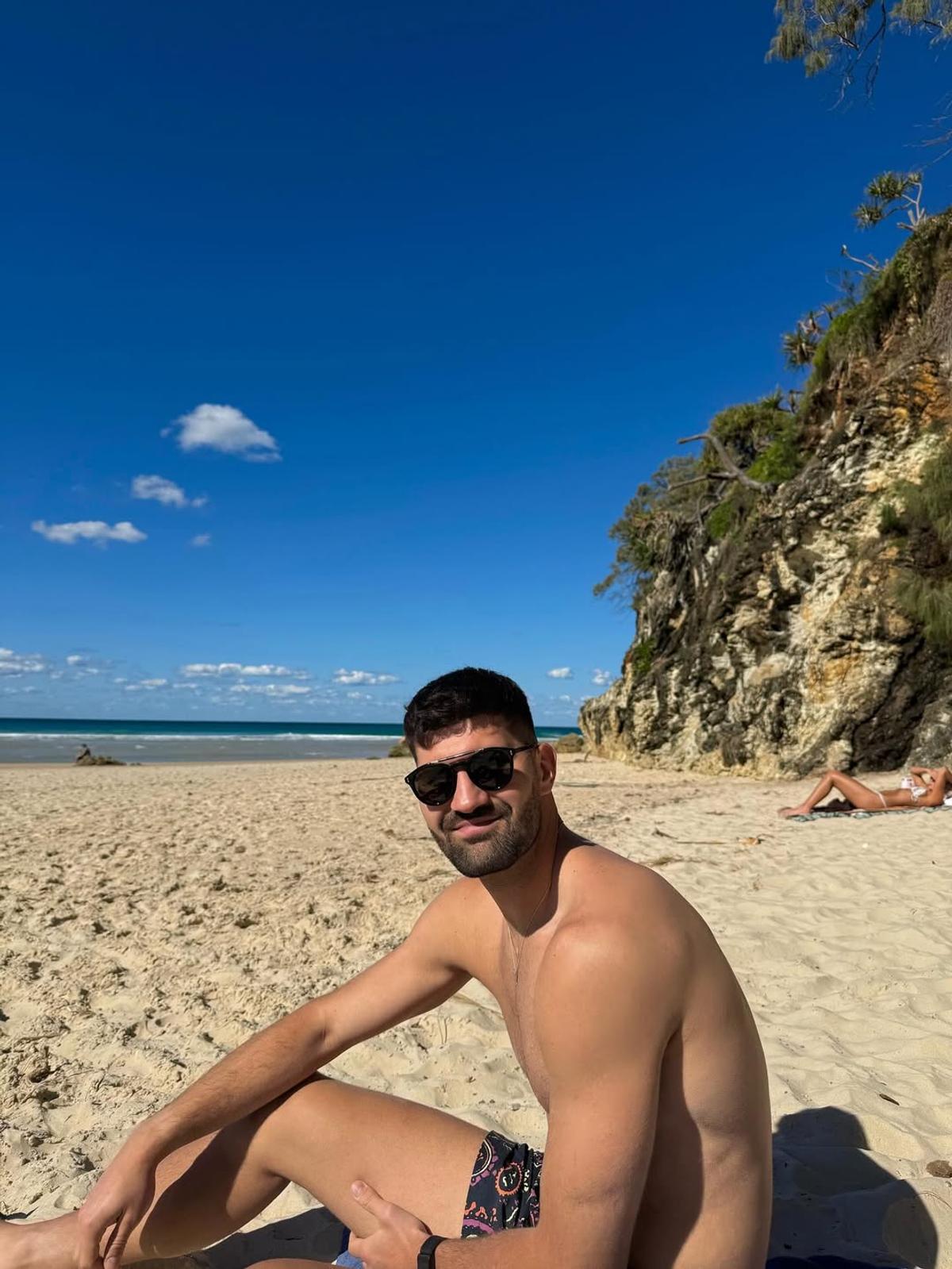 Fundașul naționalei și al lui Dinamo București a petrecut vara în sălbăticia Australiei, printre canguri și koala: „Altă lume. Ceva incredibil”