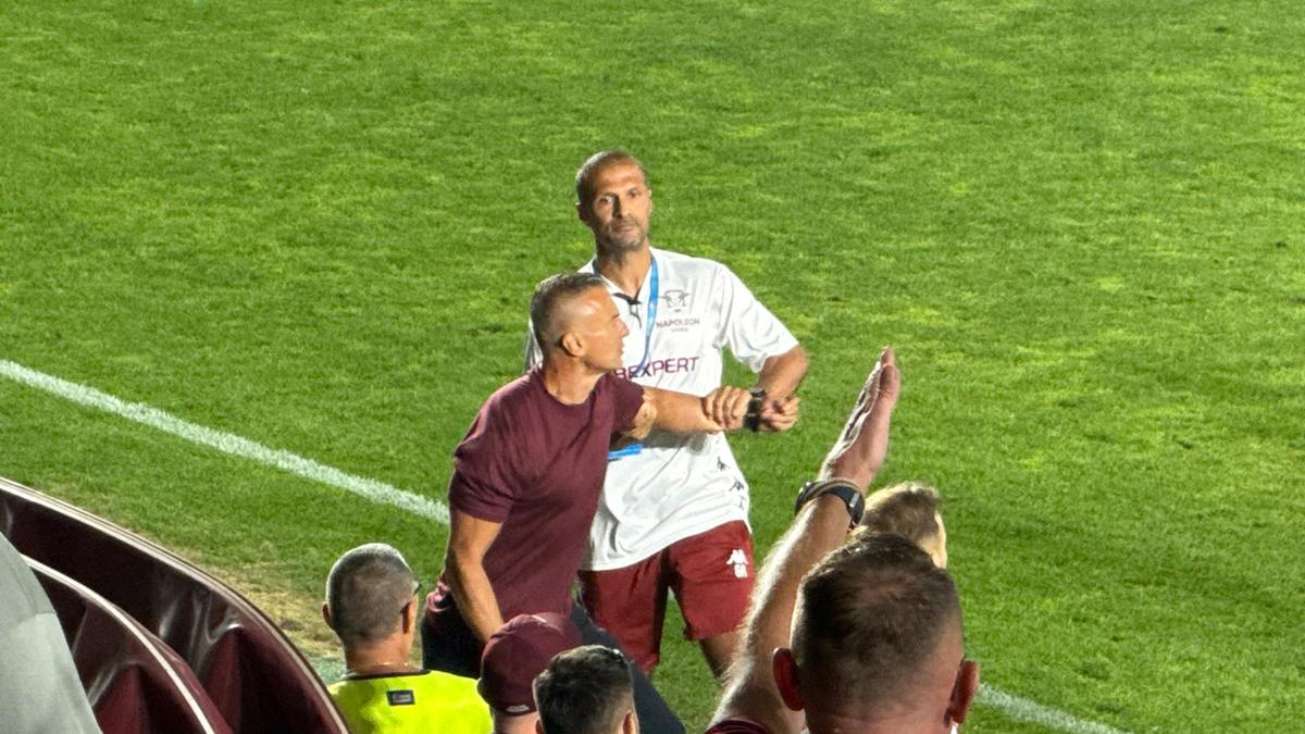 Daniel Pancu, eliminat după o criză de nervi în Rapid - Dinamo