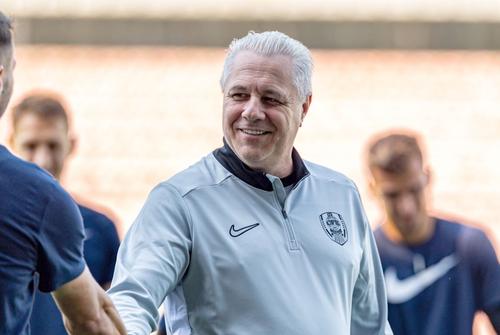 Marius Șumudică, noul antrenor al celor de la CFR Cluj // FOTO: Facebook @Fotbal Club CFR 1907 Cluj