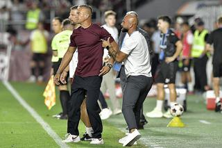 Daniel Pancu, eliminat în Rapid - Dinamo după o criză de nervi: a intrat pe teren, și-a smucit colaboratorii!