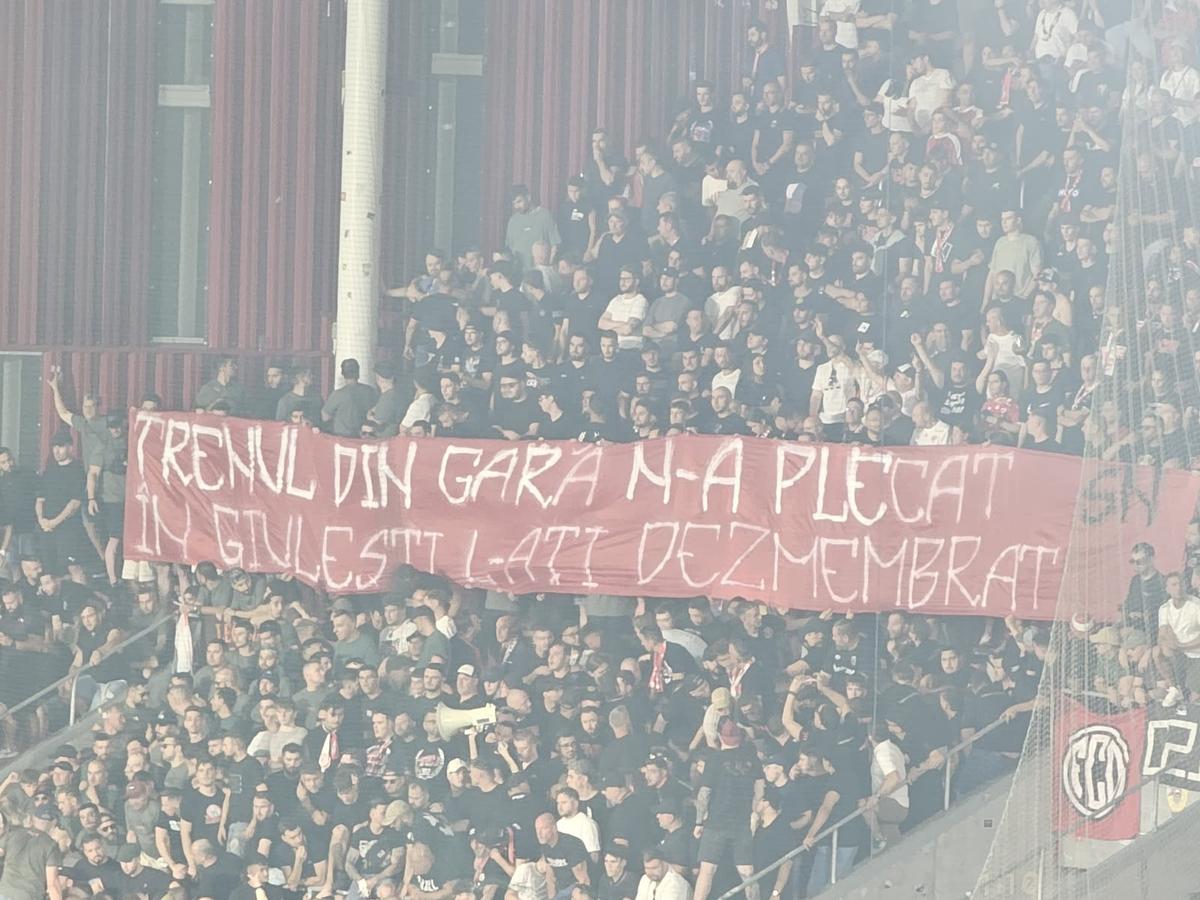 Din nou mesaje cu iz rasist la Rapid - Dinamo » „Câinii” au aflat scenografia giuleștenilor